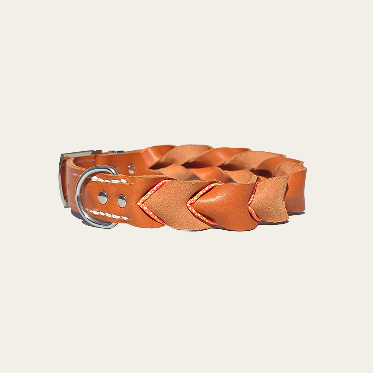 Kwispel – Bruine leren hondenhalsband met oranje paracord